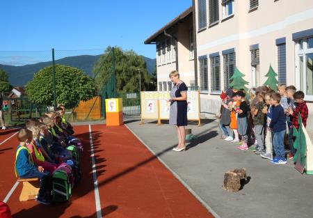 SPREJEM PRVOŠOLČKOV GRAHOVO 06 FOTO LJUBO VUKELIČ